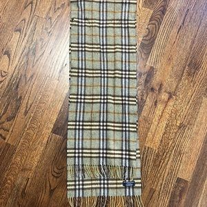 Burberry scarf